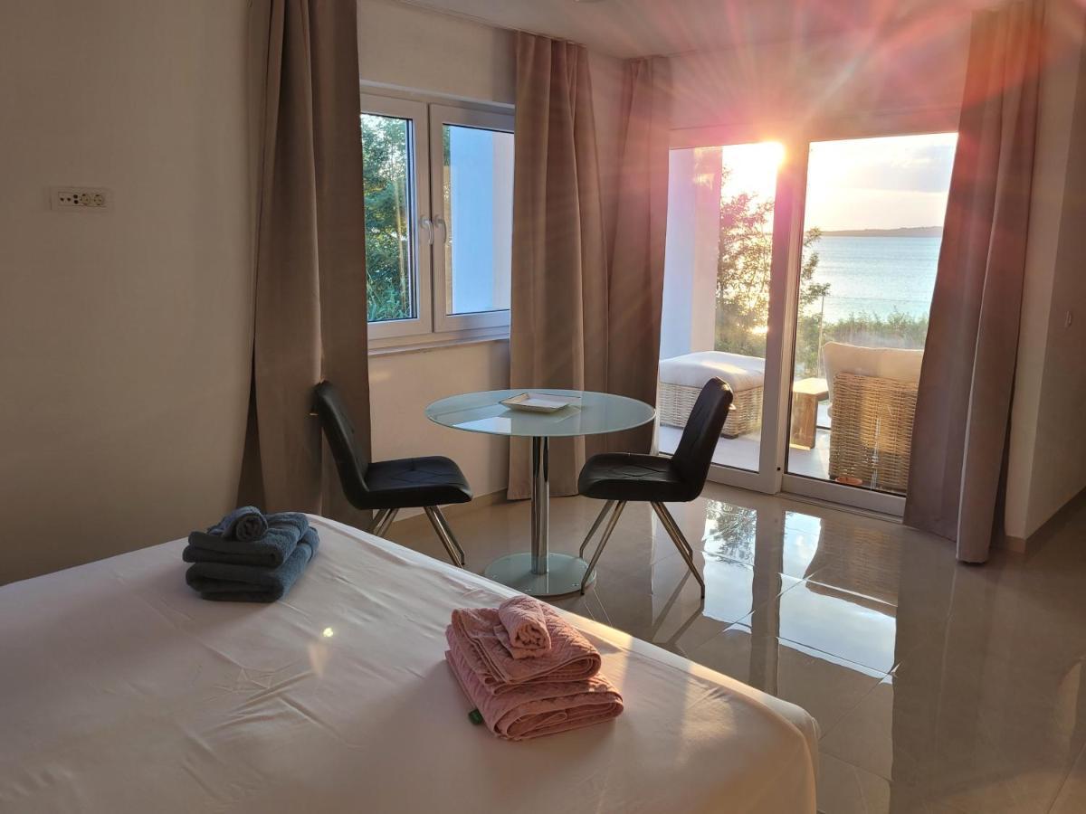 Aparthotel Dalmacija Privlaka  Eksteriør bilde